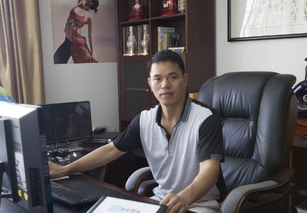 贵港视窗创始人郑延伦